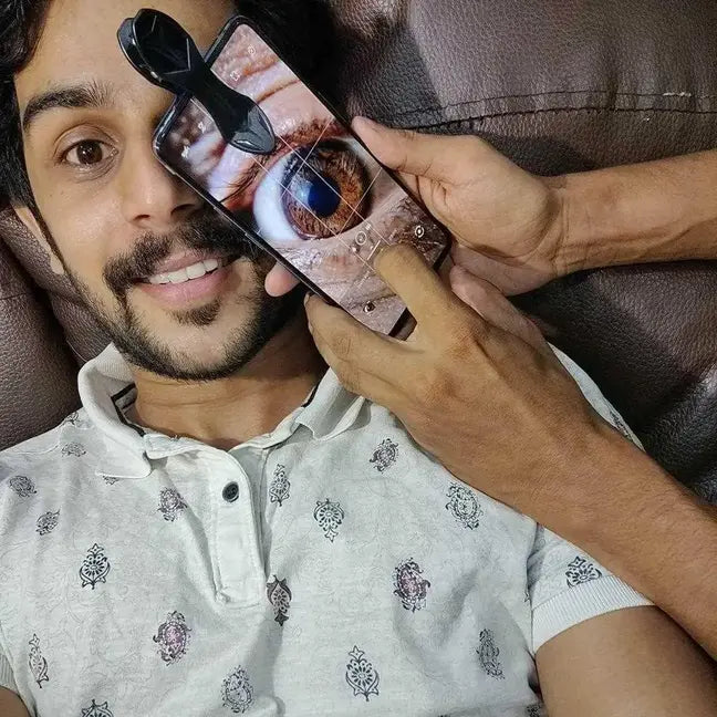 Apexel 2in1 12x/24x Super Macro Mobile Lens engape23 Macro - APEXEL INDIA - Mobile Lens - Mobile Camera Lens - Cellphone Accessories - Phone Lens - Smartphone Lens